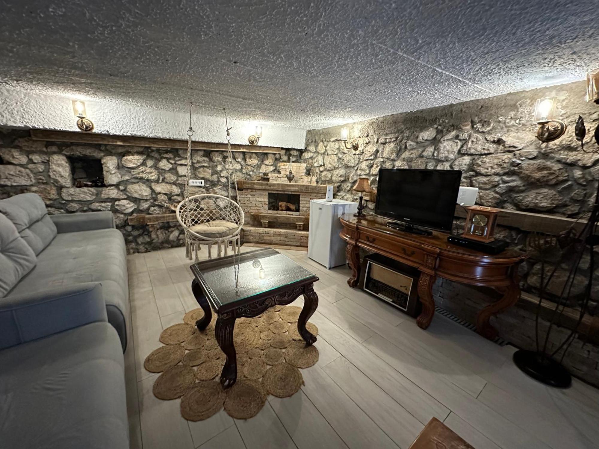 Apartment Konoba Ulicevic Vranjina Buitenkant foto